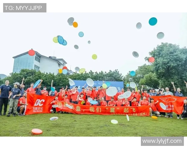 武汉飞盘队团队协作能力大幅提升荣登全国飞盘团队协作排名新高