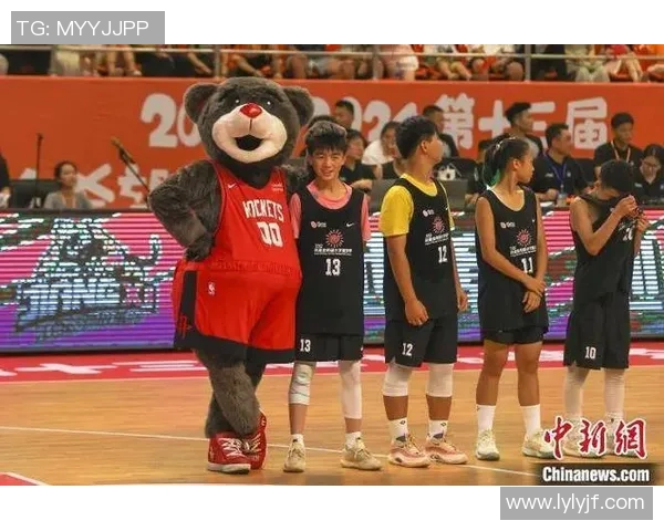 火箭队吉祥物形象设计理念及比赛现场互动展示