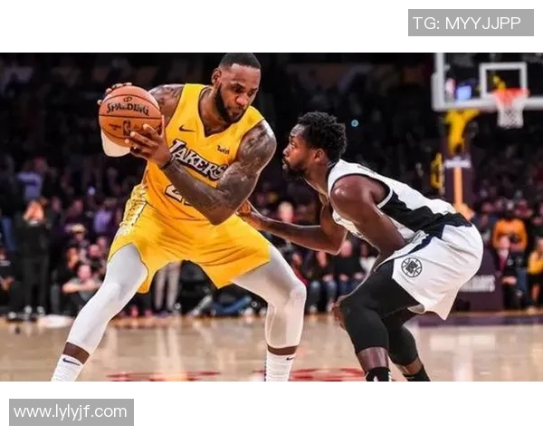 重庆篮球队的节奏解析与战术深度探讨揭示球队成功之道